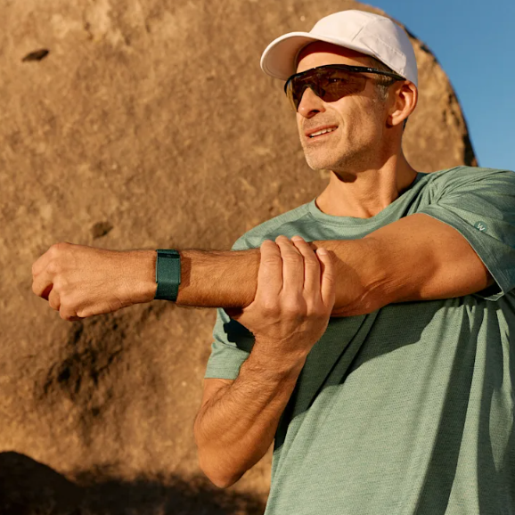 WHOOP – 5.0 LIFE Health and Fitness Tracker