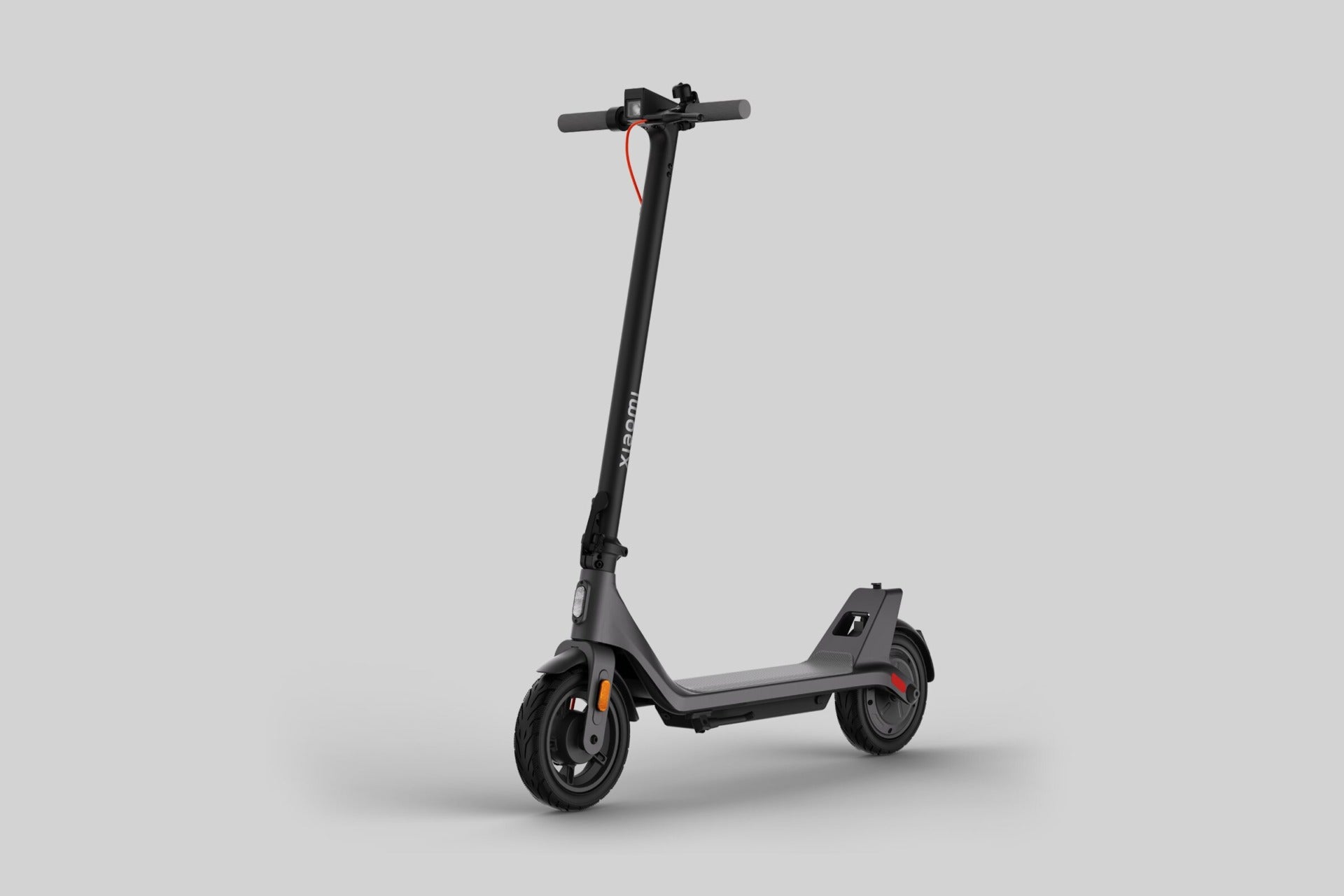 Xiaomi Electric Scooter 4 Lite, 20km Max. Range, 300W Rated Power, 25km/h Max. Speed, 14% Max. Incline, Dual Brake System, Deck Widened by 5mm, Black
