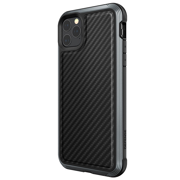 Smartkoshk Defense Lux by Xdoria anti-shock case for iPhone 11 Pro, with carbon fiber design and 3m drop protection.