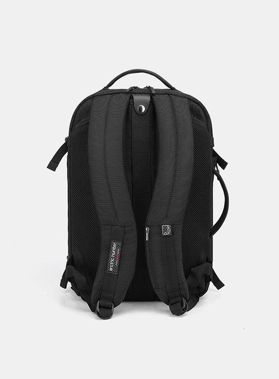 ARCTIC HUNTER B00187 BACKPACK 15.6inch -usb &amp; aux ports - black