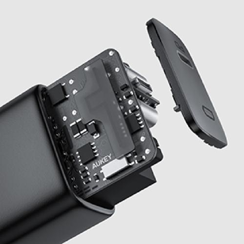 Aukey PA-F1 PD Fast Charger 18w + USB-C to C Cable + Black