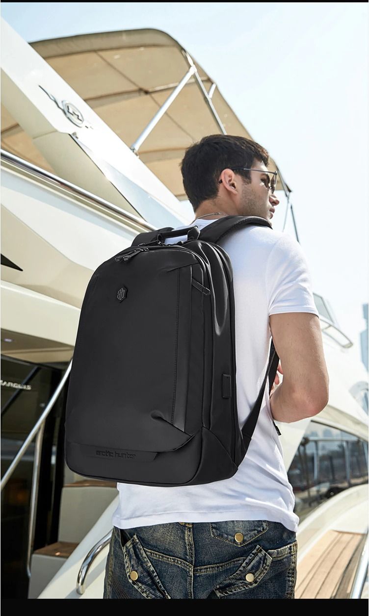 Arctic Hunter B00443 Premium Laptop Backpack, with USB Port