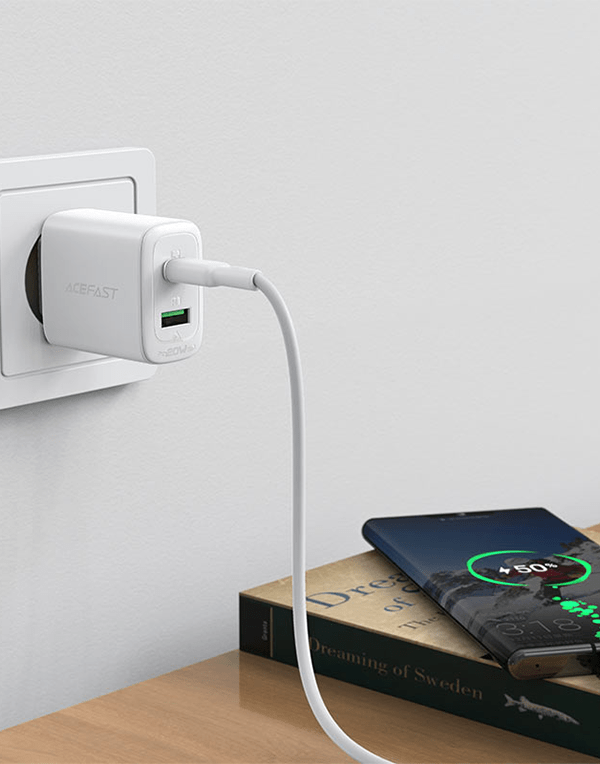 ACEFAST A25 PD20W (USB-C+USB-A) dual port charger