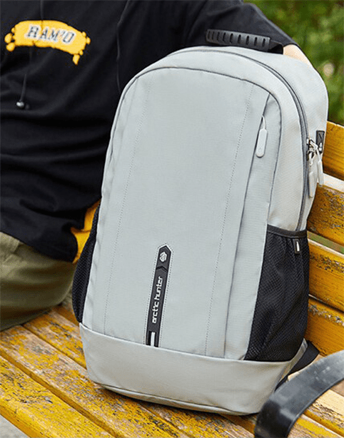 ARCTIC HUNTER B00386 Laptop Backpack, USB Charging Port Gray
