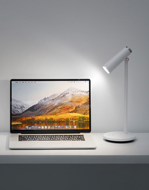 White Baseus i-wok charging desk lamp with spotlight for office reading and work lighting, featuring adjustable brightness and modern design.