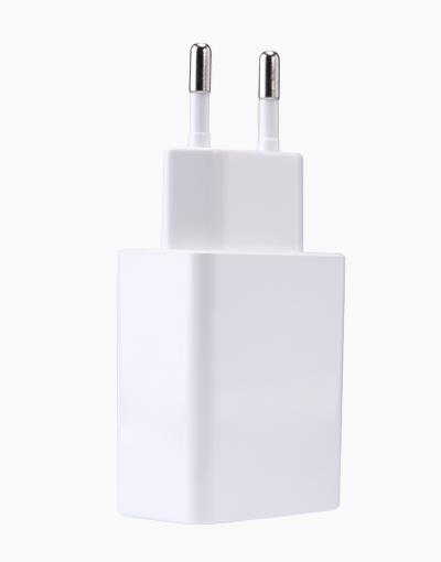 NILLKIN AC ADAPTER - White