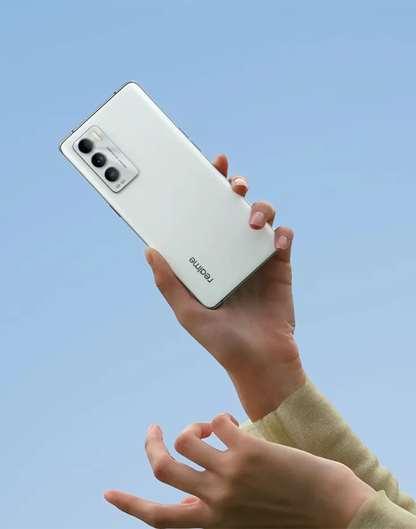 Realme GT Master Edition 5G Display 6.43in Super AMOLED  8RAM