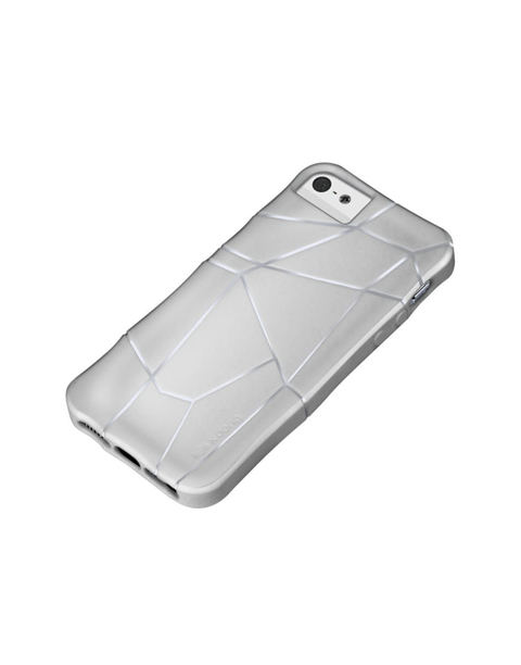White Xdoria Stir case for iPhone 5/5s by Smartkoshk, showing a sleek, protective design with precise cutouts.