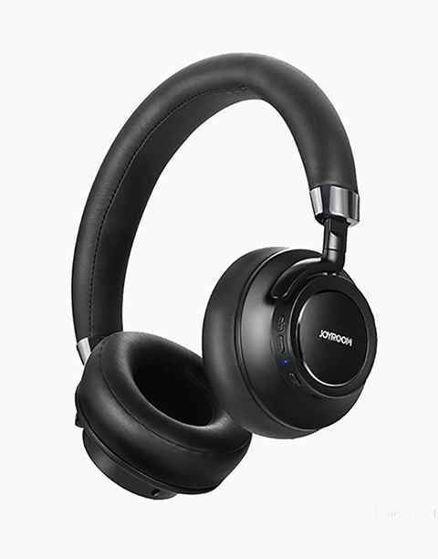 Joyroom H12 Extra Bass wireless headphones with comfortable design and 15 hours of playing time.