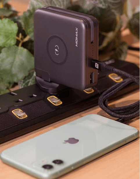 Q.Power Plug wireless portable pd charger 10000mAh - Black